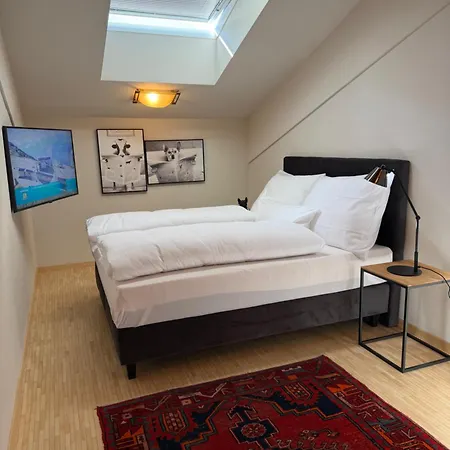 Penthouse Thaler Apartman *